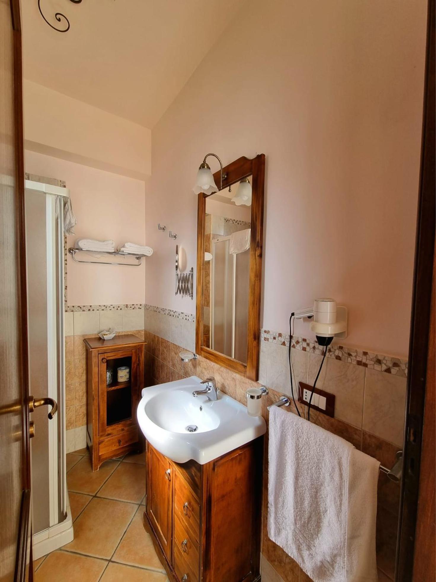 Borgo Eolie Hotel 3*