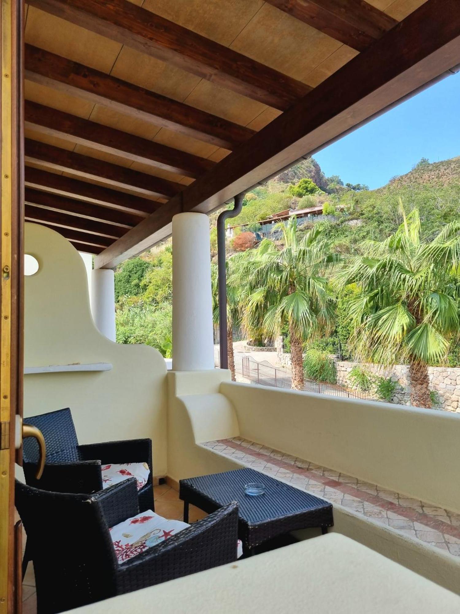 Borgo Eolie 3*