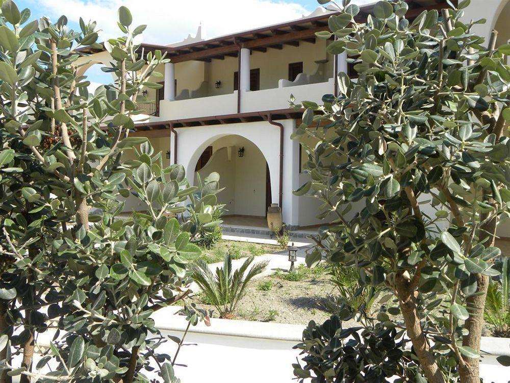 Borgo Eolie 3*